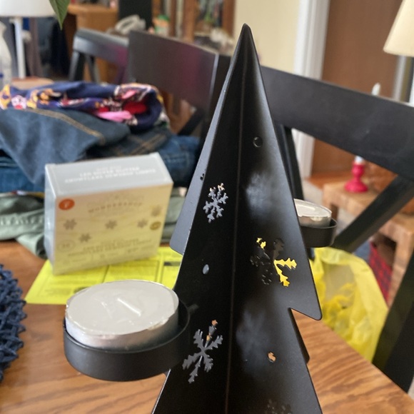 Black Metal Tree With 6 Tea Light Candles - Picture 6 of 7